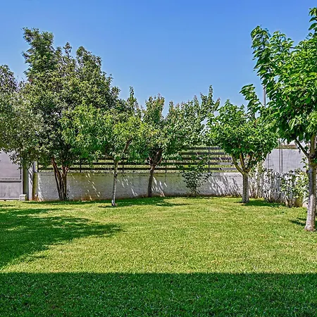 “villa Chrysa” Luxury House Дом отдыха Flambouras