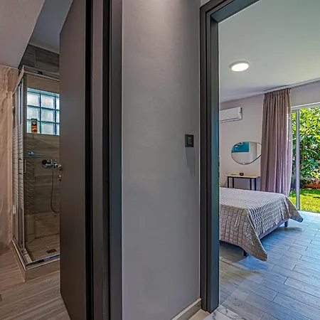 “villa Chrysa” Luxury House Дом отдыха *