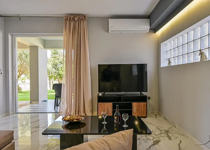 “villa Chrysa” Luxury House Flámbouras