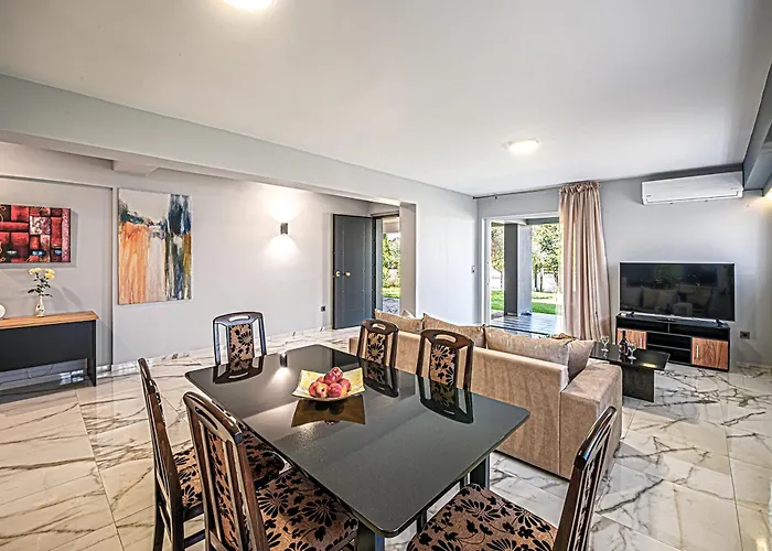 Σπίτι διακοπών “villa Chrysa” Luxury House Flámbouras